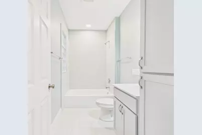 1933 Hillside Avenue N, Minneapolis, MN 55411 - Photo 4