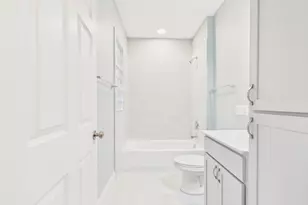 1933 Hillside Ave N, Minneapolis, MN 55411 - Photo 4