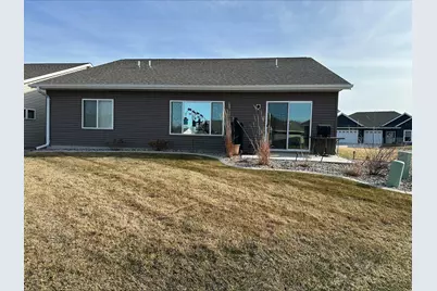 511 Southfork Circle SE, Hutchinson, MN 55350 - Photo 2
