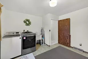 75 Wilson St, Lewiston, MN 55952 - Photo 34