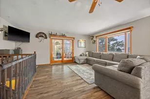 16452 90th St, Brownton, MN 55312 - Photo 6