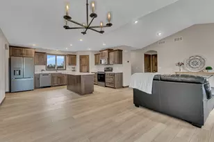 1701 Knottingham Dr, Sartell, MN 56377 - Photo 6