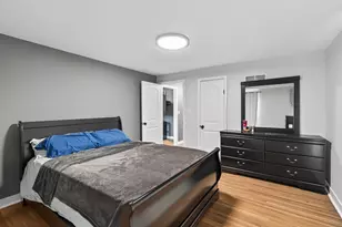 5929 Camden Ave N, Minneapolis, MN 55430 - Photo 16