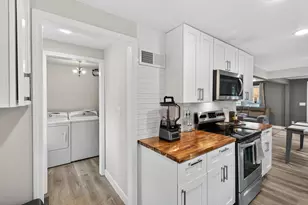 5929 Camden Ave N, Minneapolis, MN 55430 - Photo 12