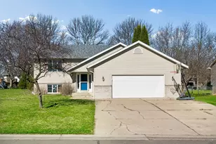 513 4th St SW, Saint Michael, MN 55376 - Photo 2