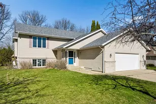 513 4th St SW, Saint Michael, MN 55376 - Photo 4