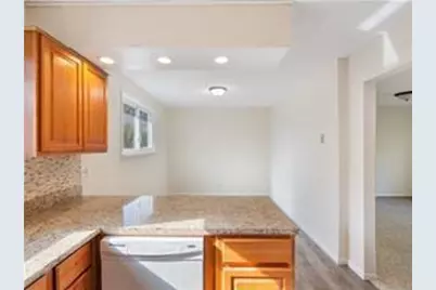 4819 Grenwich Way N, Oakdale, MN 55128 - Photo 22