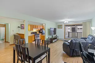 10720 Rockford Rd, Plymouth, MN 55442 - Photo 4