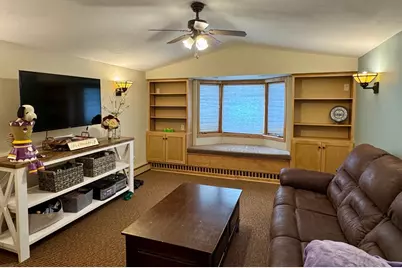 111 Cherry Avenue, Bird Island, MN 55310 - Photo 8