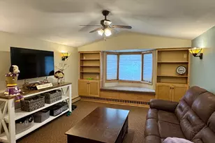 111 Cherry Ave, Bird Island, MN 55310 - Photo 8
