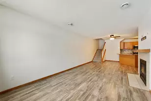 16427 Elm Creek Ln, Lakeville, MN 55044 - Photo 4