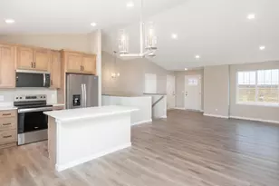 929 Prestwick Dr, Belle Plaine, MN 56011 - Photo 14