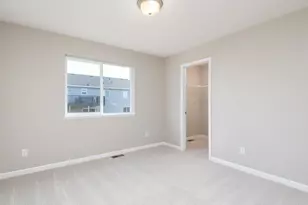 929 Prestwick Dr, Belle Plaine, MN 56011 - Photo 24