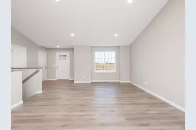 929 Prestwick Drive, Belle Plaine, MN 56011 - Photo 4