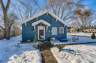 1728 Abell St, Maplewood, MN 55117 - Photo 2