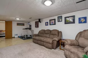 1444 Howard St, Saint Peter, MN 56082 - Photo 22