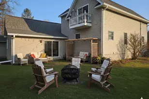 328 Balsam Ave S, New Richland, MN 56072 - Photo 1