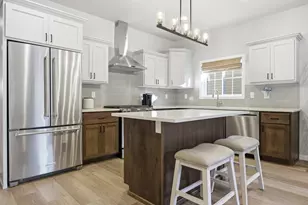 4168 Arthur Dr S, Fargo, ND 58104 - Photo 4