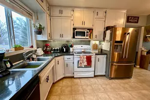 101 Axel Ave E, Grove City, MN 56243 - Photo 22