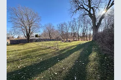 101 Axel Avenue E, Grove City, MN 56243 - Photo 12