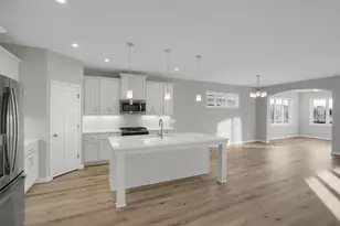 8200 Haywood Dr, Lino Lakes, MN 55014 - Photo 6