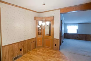 1412 Birchwood Ln, Eau Claire, WI 54703 - Photo 14