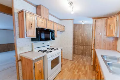 1412 Birchwood Lane, Eau Claire, WI 54703 - Photo 12