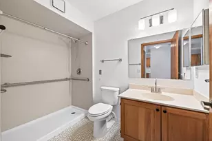 1425 W 28th St, Minneapolis, MN 55408 - Photo 16