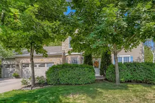 17064 Candlewood Pkwy, Eden Prairie, MN 55347 - Photo 6