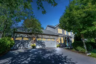 17064 Candlewood Pkwy, Eden Prairie, MN 55347 - Photo 2