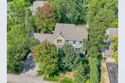 17064 Candlewood Parkway, Eden Prairie, MN 55347 - Photo 4