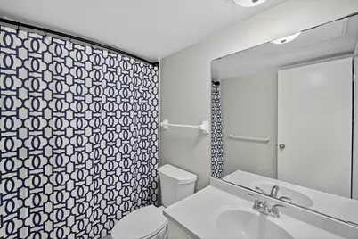 207 5th Avenue SW #902, Rochester, MN 55902 - Photo 18