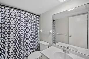 207 5th Ave SW, Rochester, MN 55902 - Photo 18