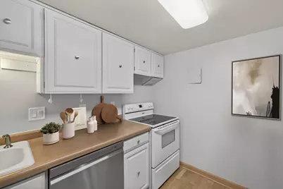 207 5th Avenue SW #902, Rochester, MN 55902 - Photo 10