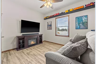 804 Mitchell Court, Glencoe, MN 55336 - Photo 20