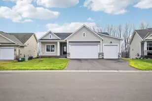 1732 Spruce St, Farmington, MN 55024 - Photo 2