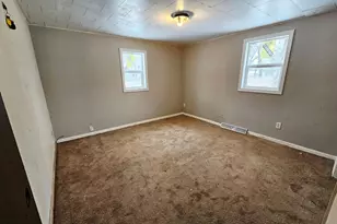 905 6th St, Clarkfield, MN 56223 - Photo 6