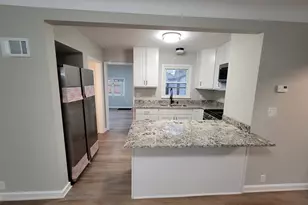 934 Orange Ave E, Saint Paul, MN 55106 - Photo 6