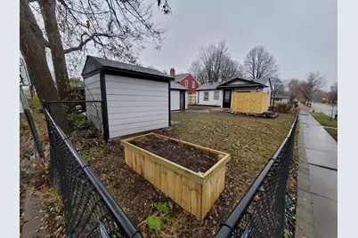 934 Orange Avenue E, Saint Paul, MN 55106 - Photo 2