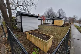 934 Orange Ave E, Saint Paul, MN 55106 - Photo 2