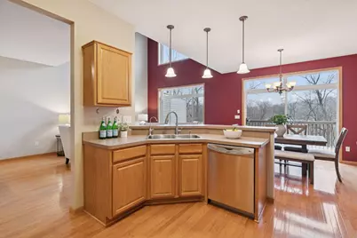 589 Crane Creek Lane, Eagan, MN 55121 - Photo 12