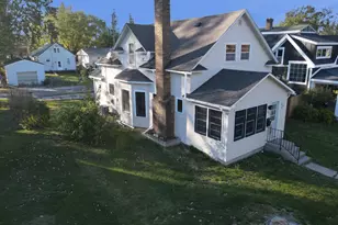 511 8th St NE, Staples, MN 56479 - Photo 1