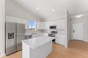 1356 Wisteria Ln, New Richmond, WI 54017 - Photo 20