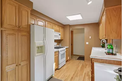 2305 Brookridge Avenue, Golden Valley, MN 55422 - Photo 22