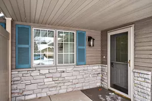 531 Cedar Ct, Taylors Falls, MN 55084 - Photo 4