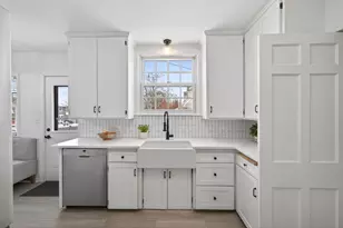 1885 Eleanor Ave, Saint Paul, MN 55116 - Photo 12