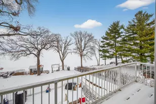 939 Park Ave, Mahtomedi, MN 55115 - Photo 36