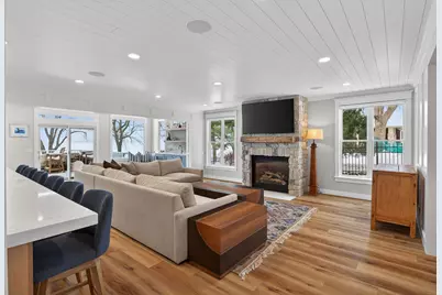 939 Park Avenue, Mahtomedi, MN 55115 - Photo 14