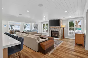 939 Park Ave, Mahtomedi, MN 55115 - Photo 14