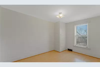 721 E 2nd Street, Duluth, MN 55805 - Photo 24